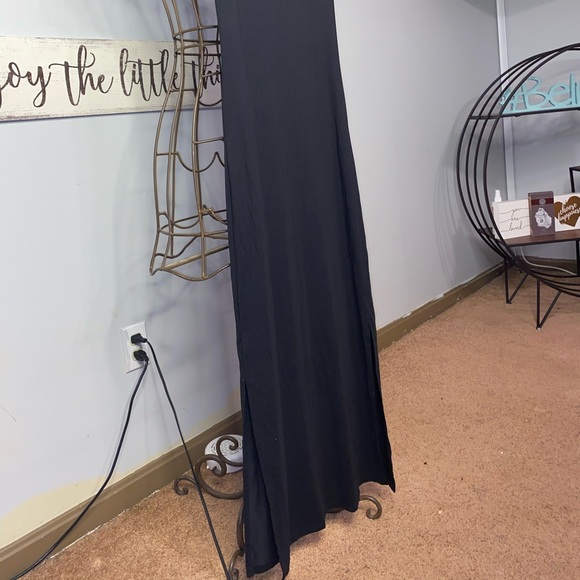 Maxi Dress - Picture 2 of 3